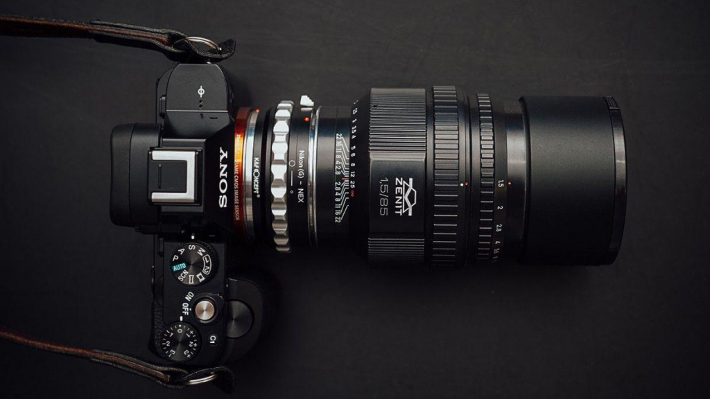 Gambar kamera sony A7 iv
