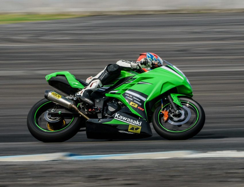 panning-jak-vyfotit-rychly-pohyb-na-fotce